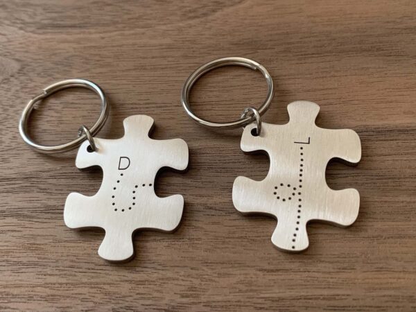 Puzzle piece keychain FM 221-6